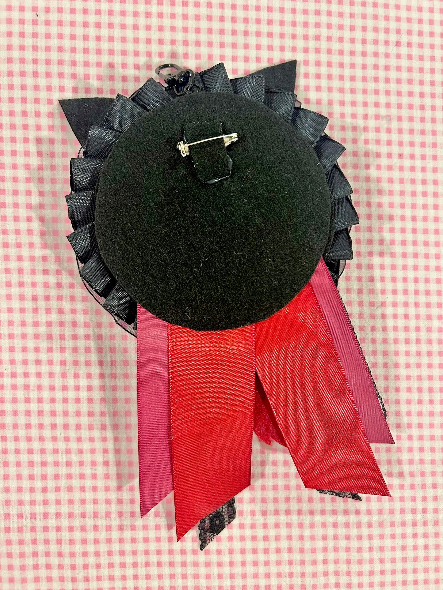 Wolfy Rosette